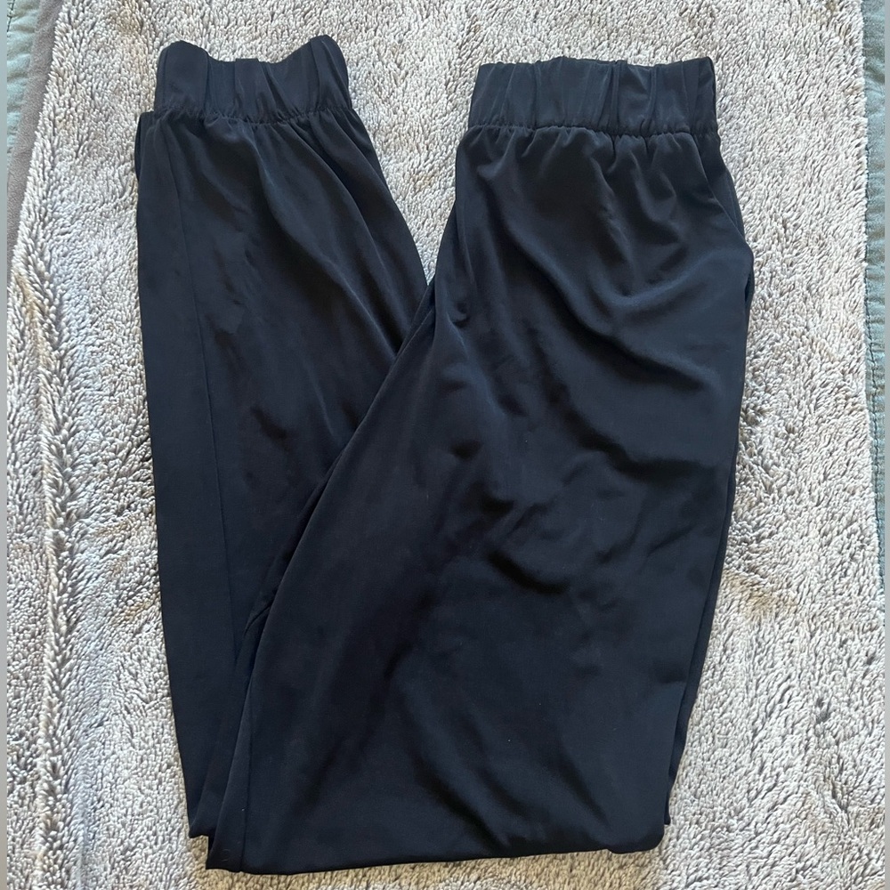 Zara lightweight flowy dressy joggers